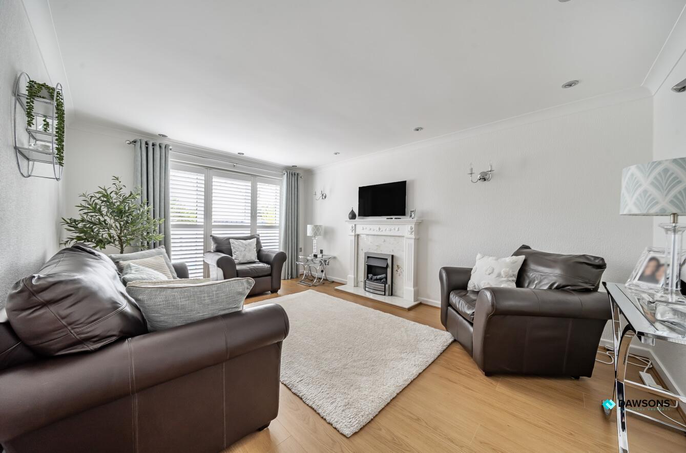 Highmead Avenue, Newton, Swansea, SA3 4TY